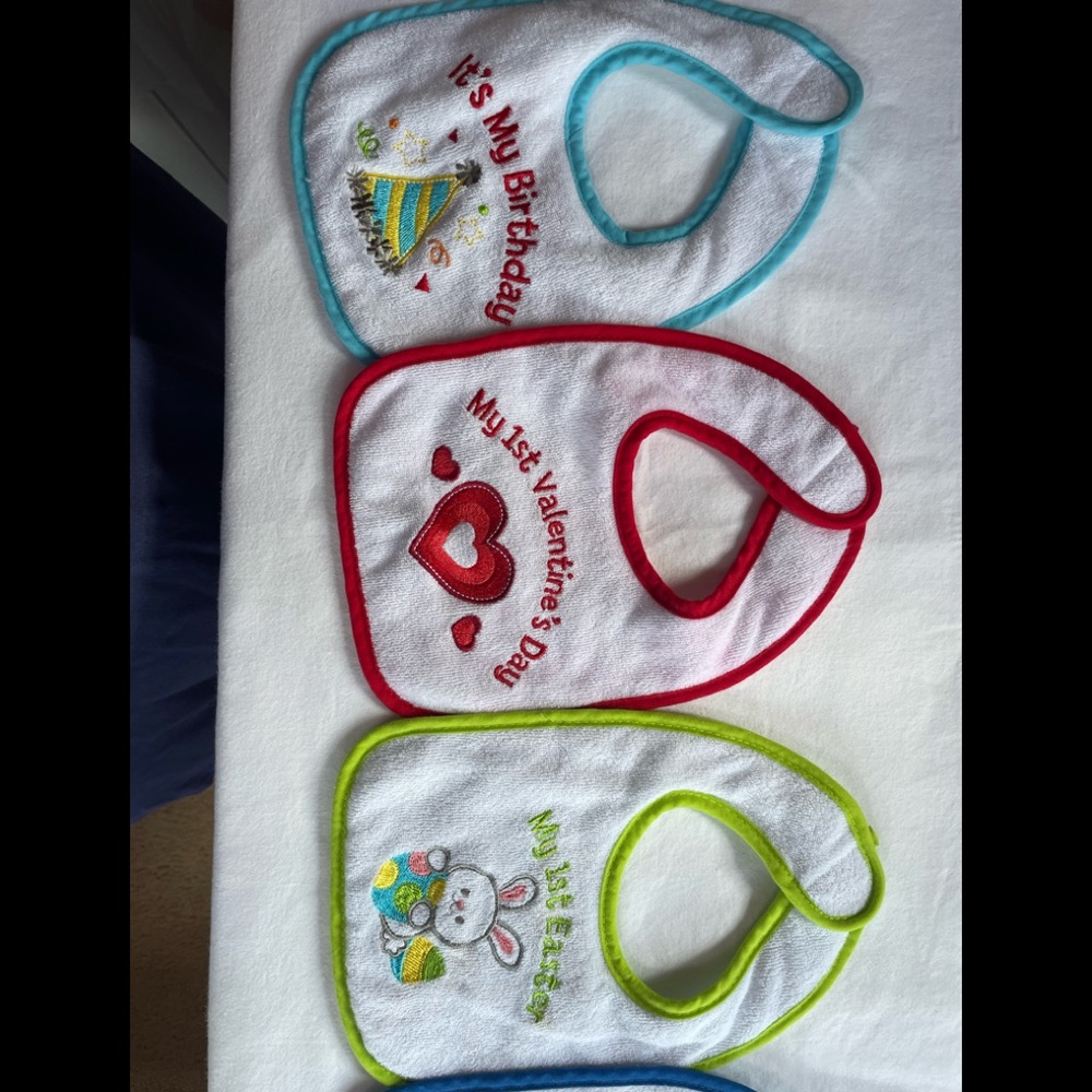 Bib Sets (6 traditional style holiday bibs) (8 bandanna bibs)
